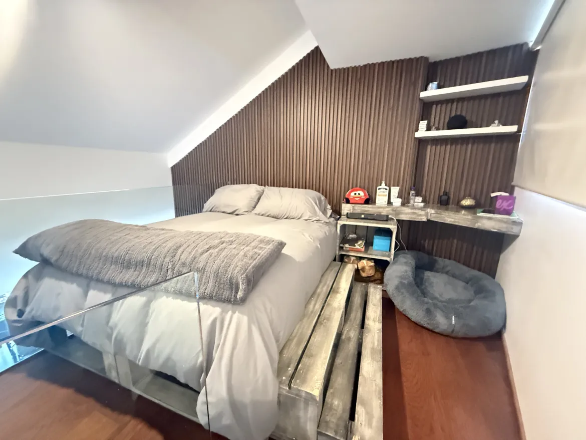 6 Espectacular Penthouse de Lujo con Vista al Lago